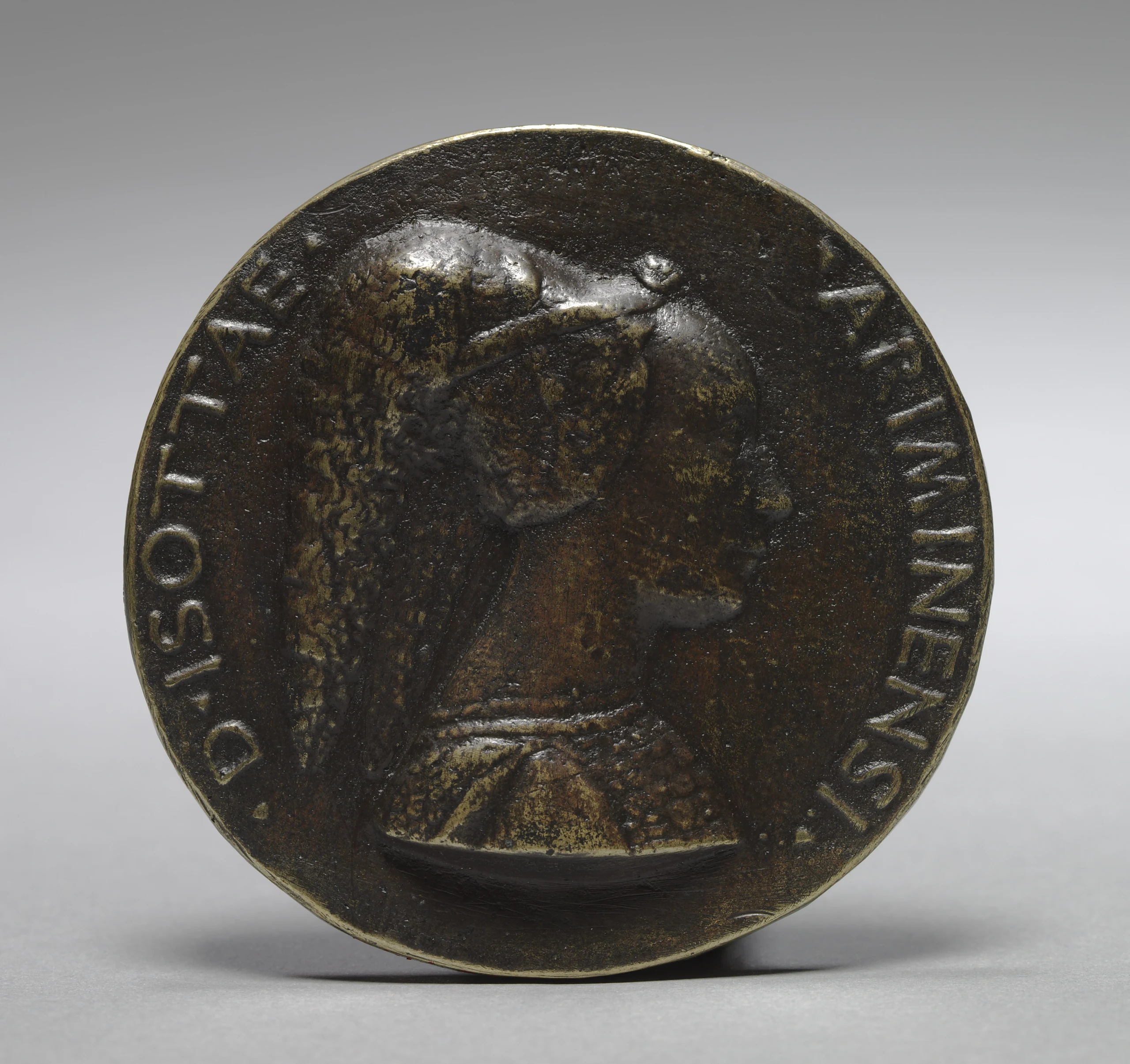 Medal of Isotta degli Atti da Rimini (obverse)