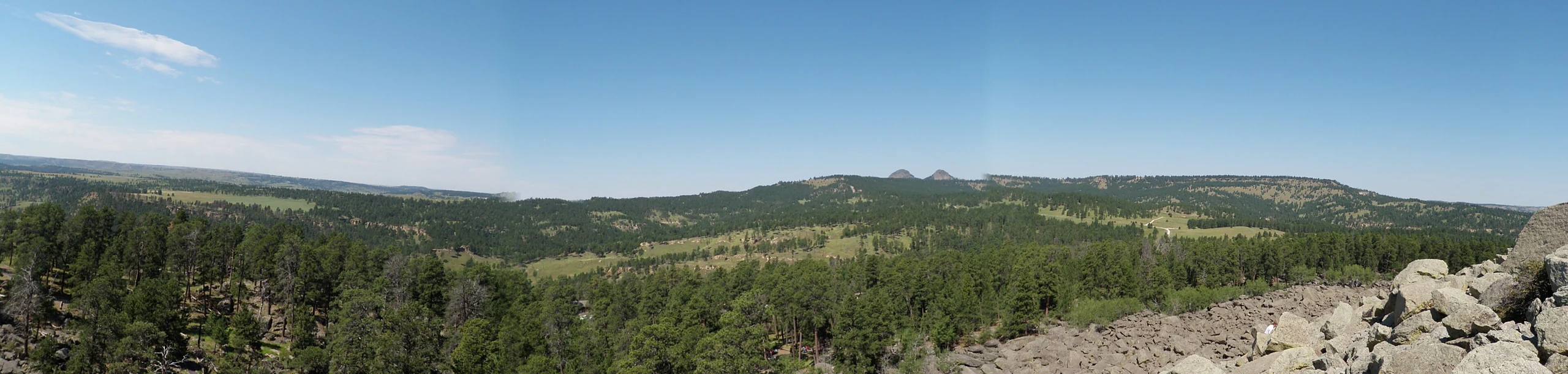 DevilsTowerRockSlide