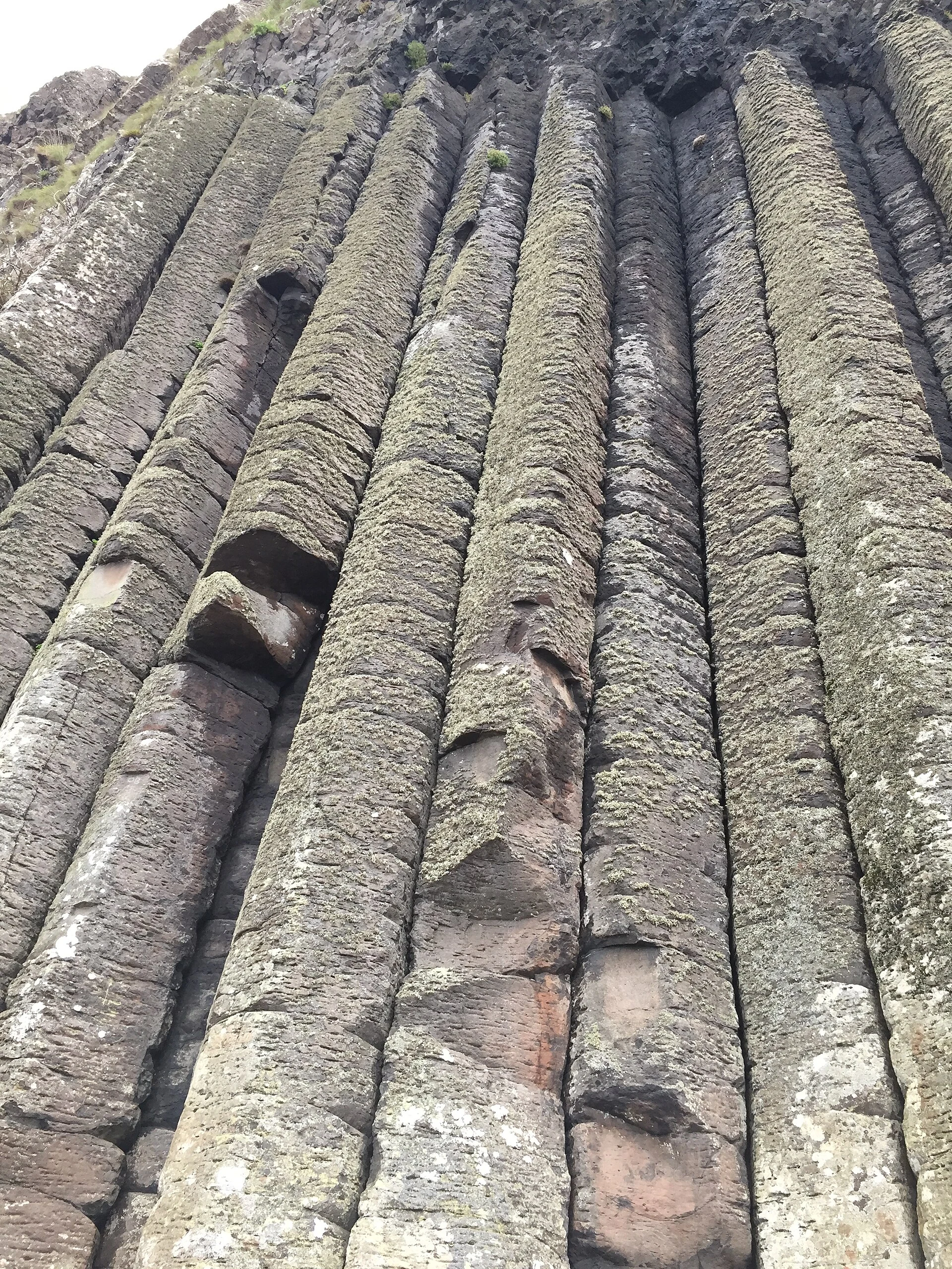 3A8DA2D9-Basalt columns Giant’s Causeway in Northern Ireland