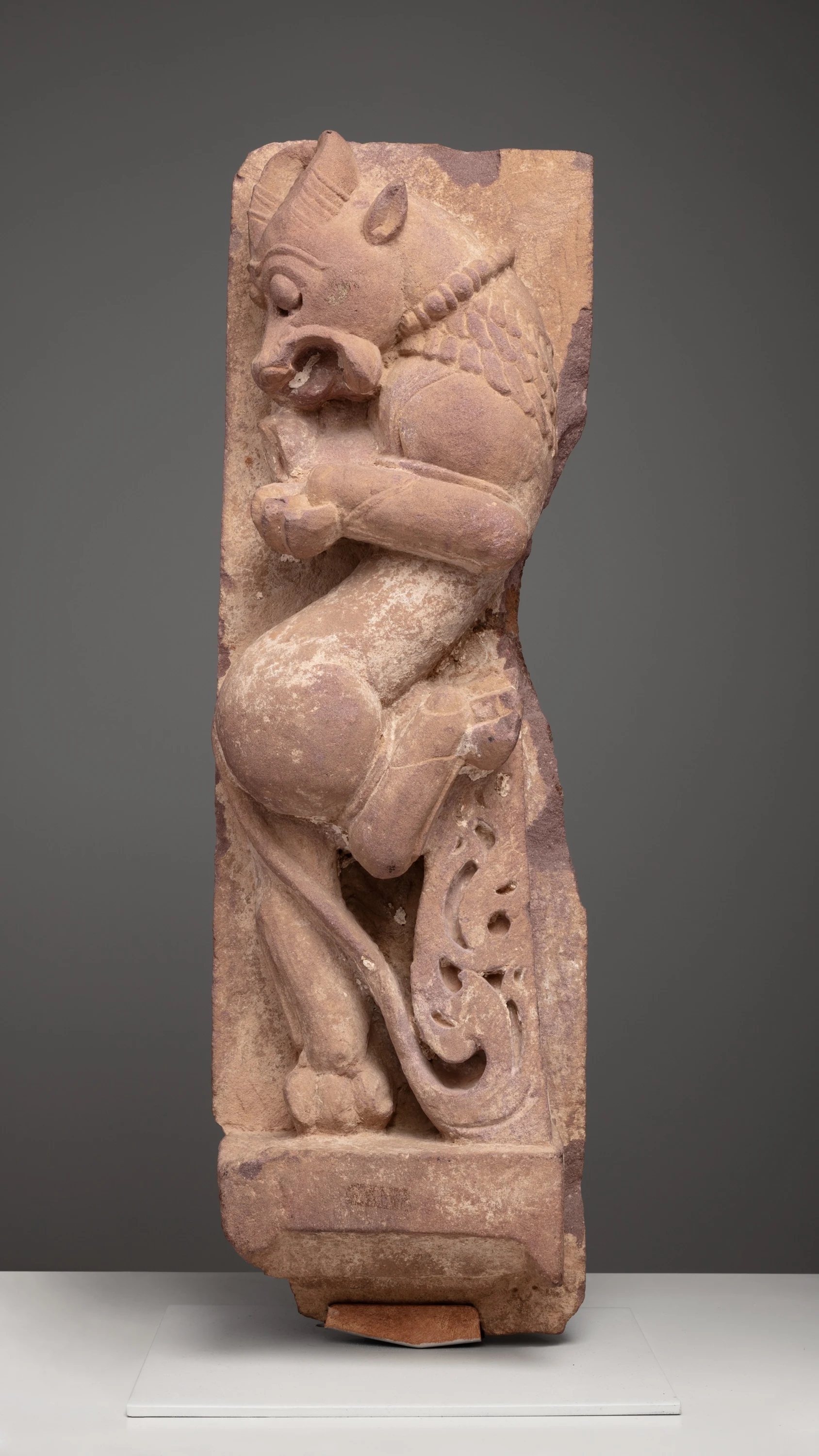 Rampant Mythical Lions (Vyala)