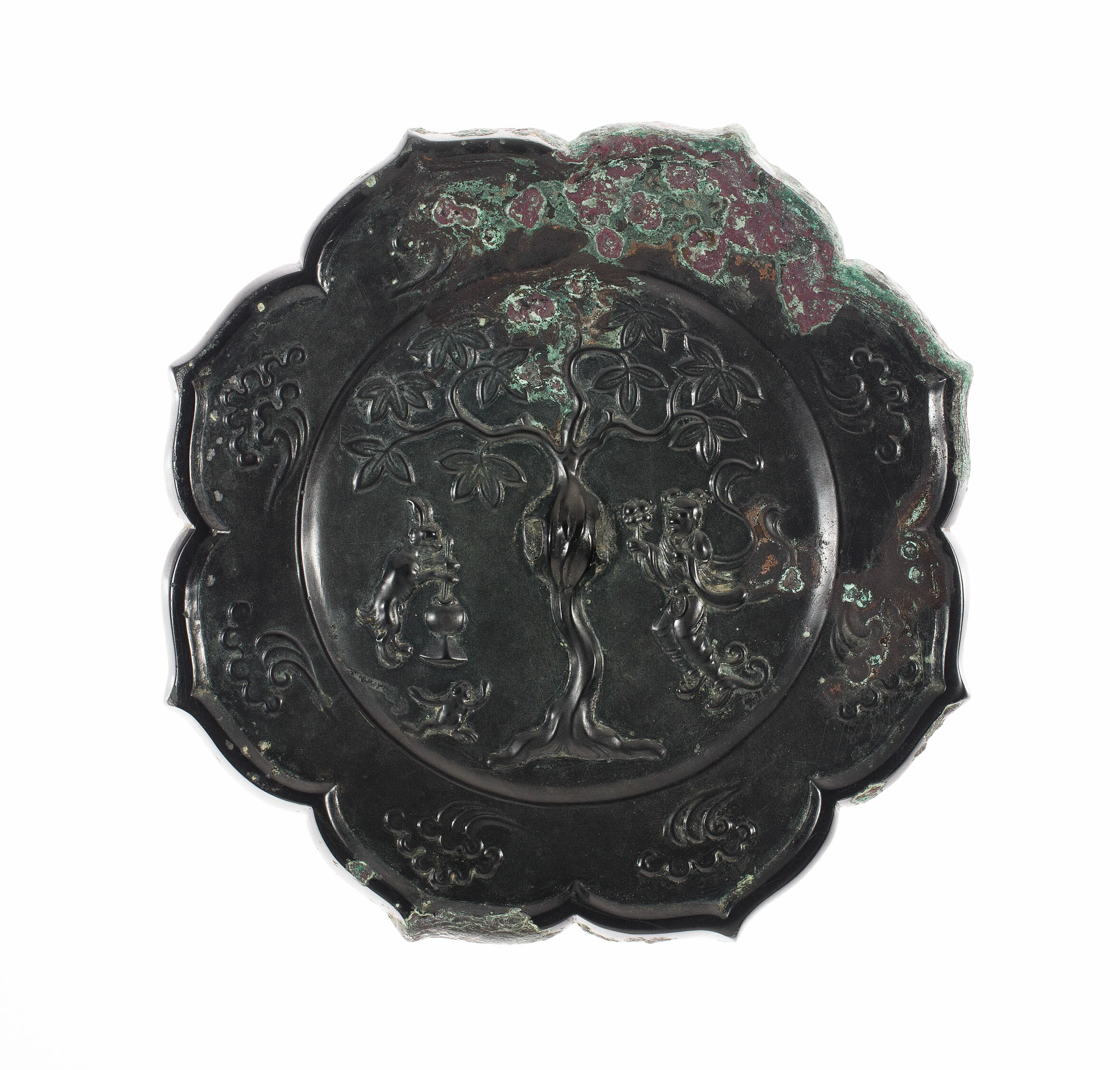 Lobed Mirror with Images of the “Moon Palace”: Hare Pounding Elixir, Toad, and Chang E Holding Peaches of Immortality