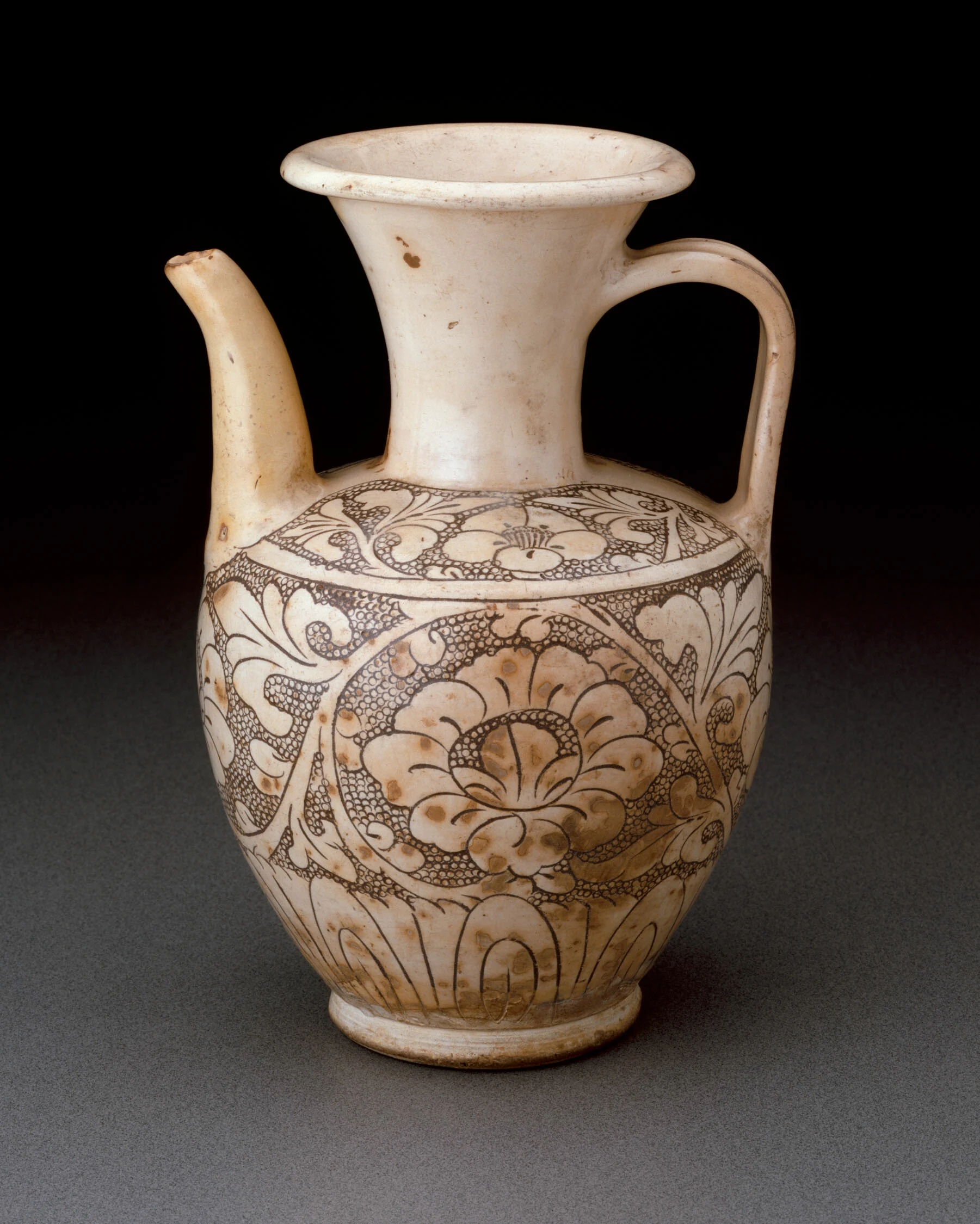 Ewer with Peony Scroll