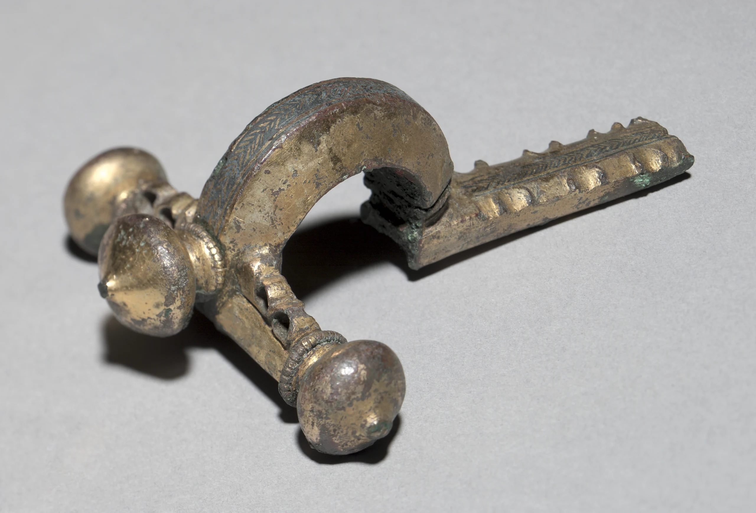 Crossbow Fibula