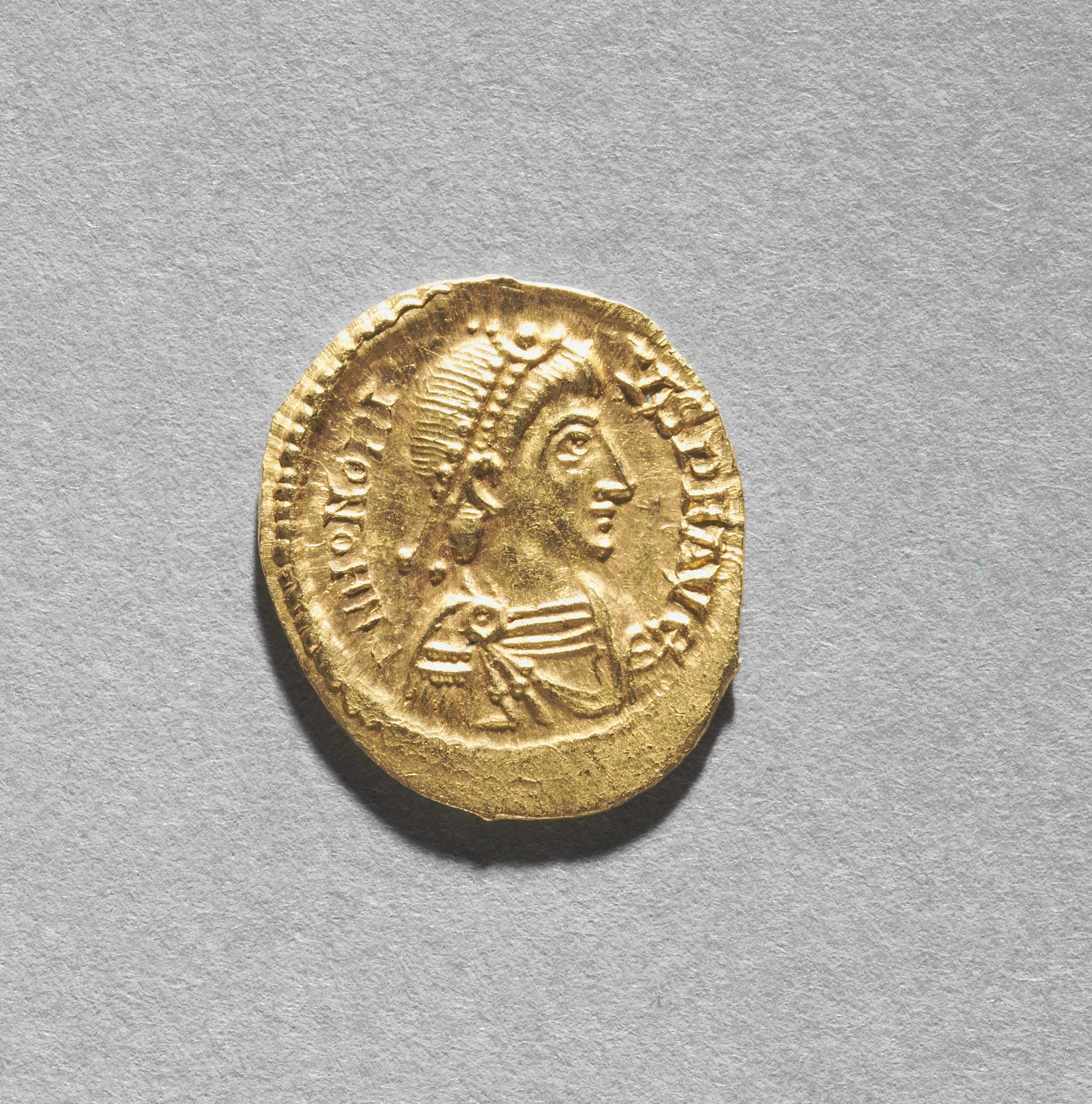 Solidus of Arkadios (obverse)