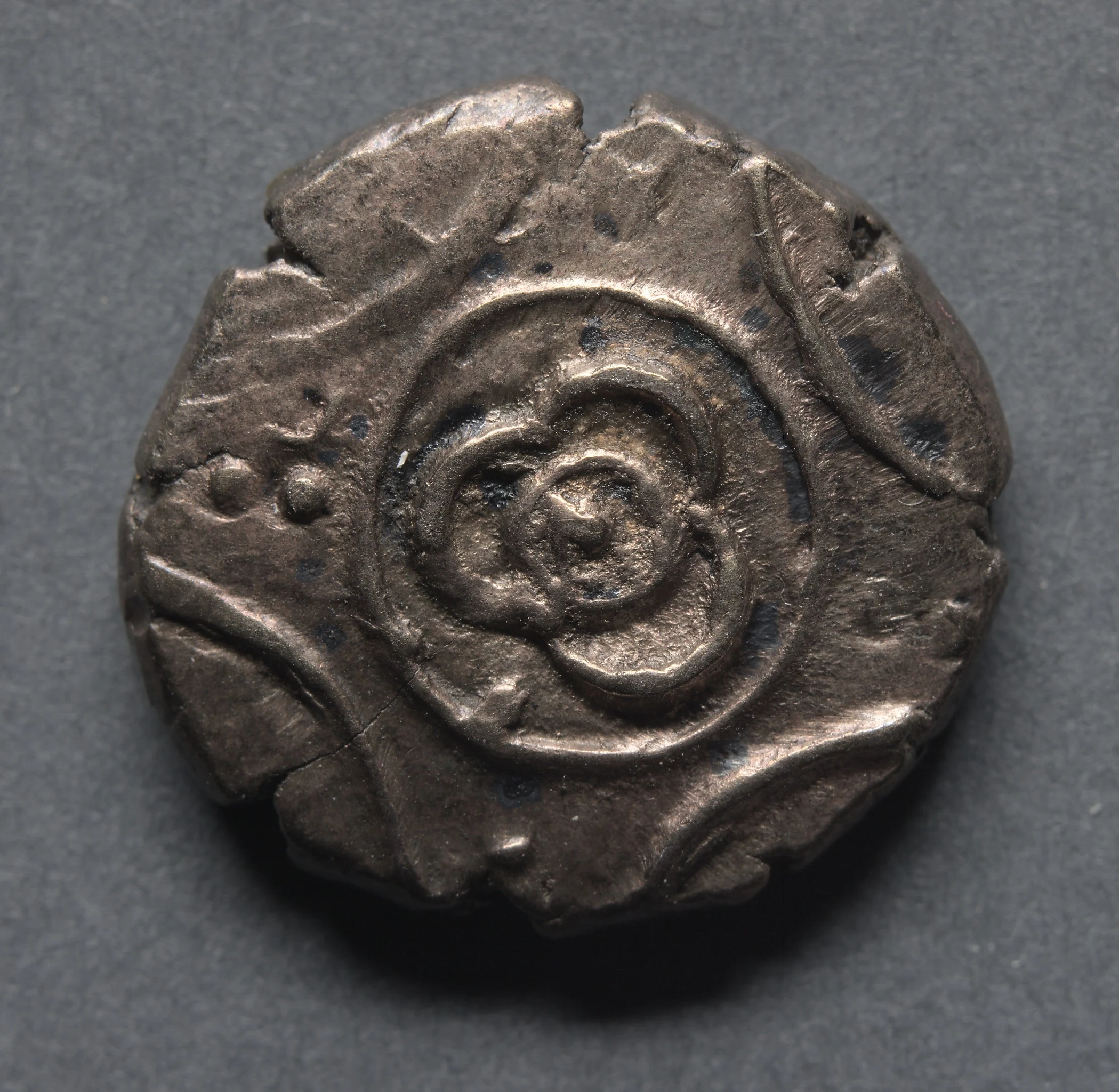 Stater: Three-Petal Flower (obverse)