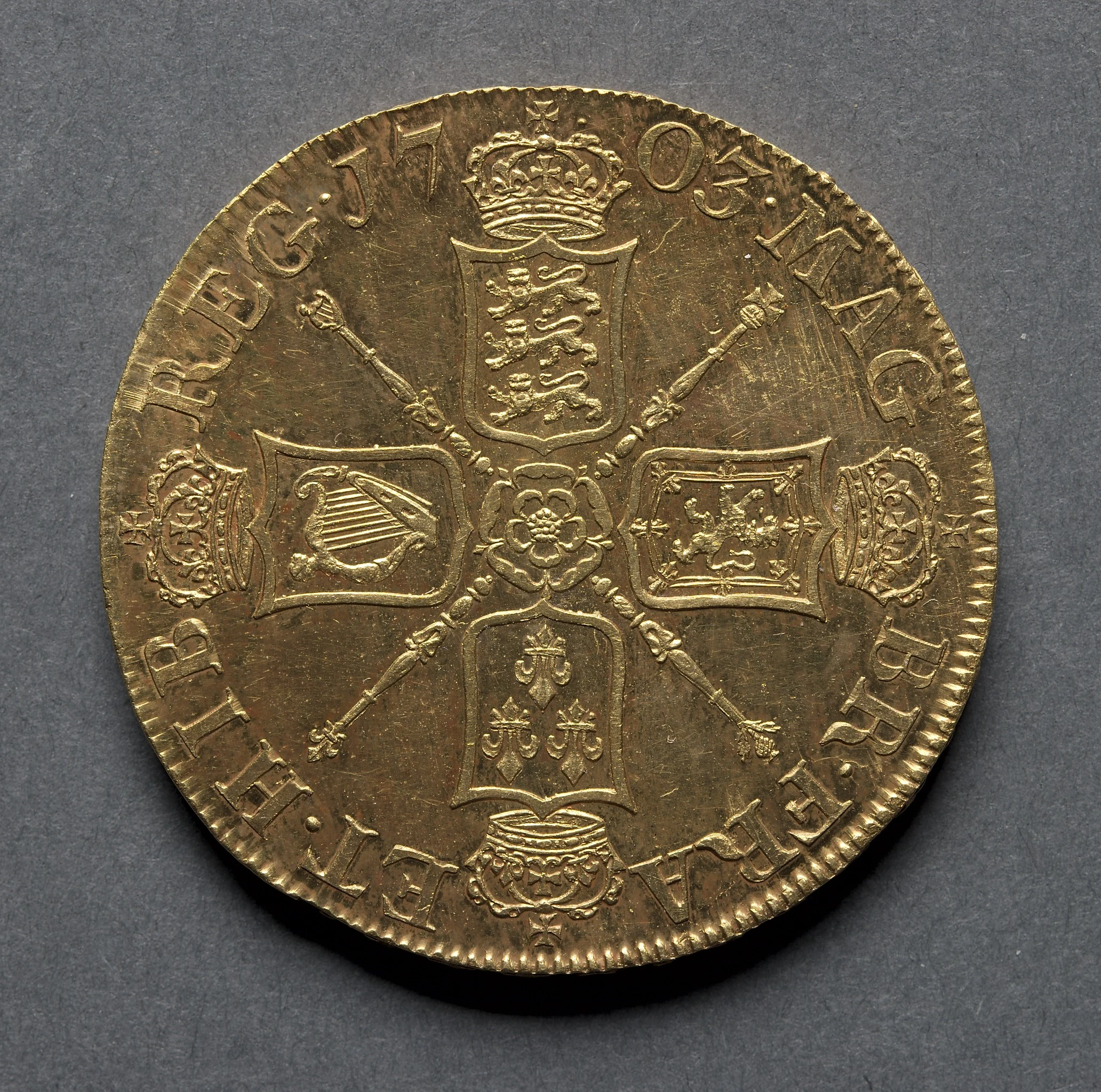 Five Guineas: Shields and Rose (reverse)