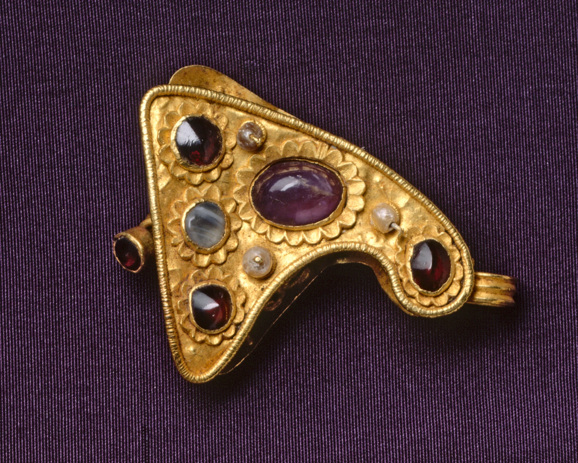 Clasp Set with Semiprecious Stones