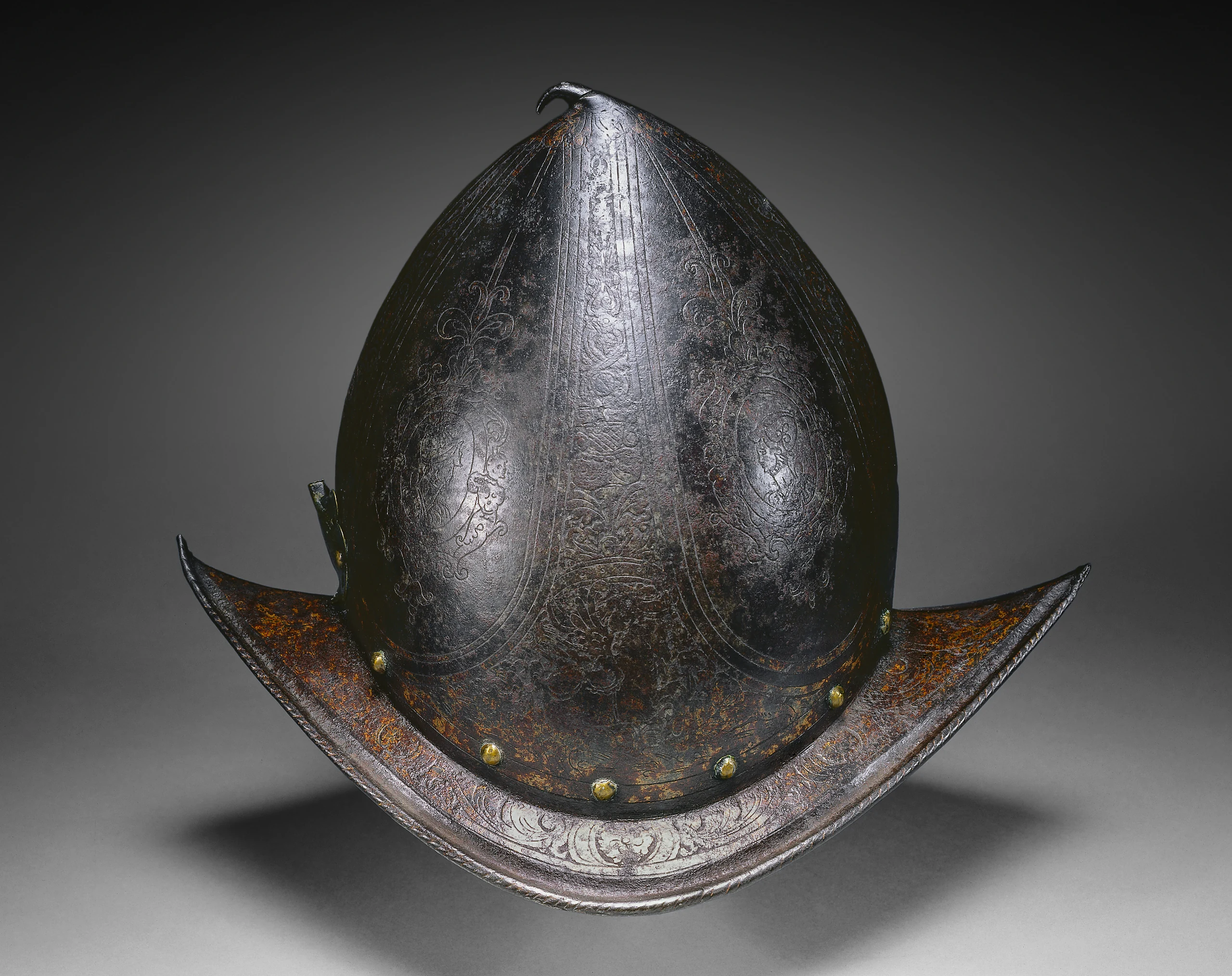 Peaked Morion