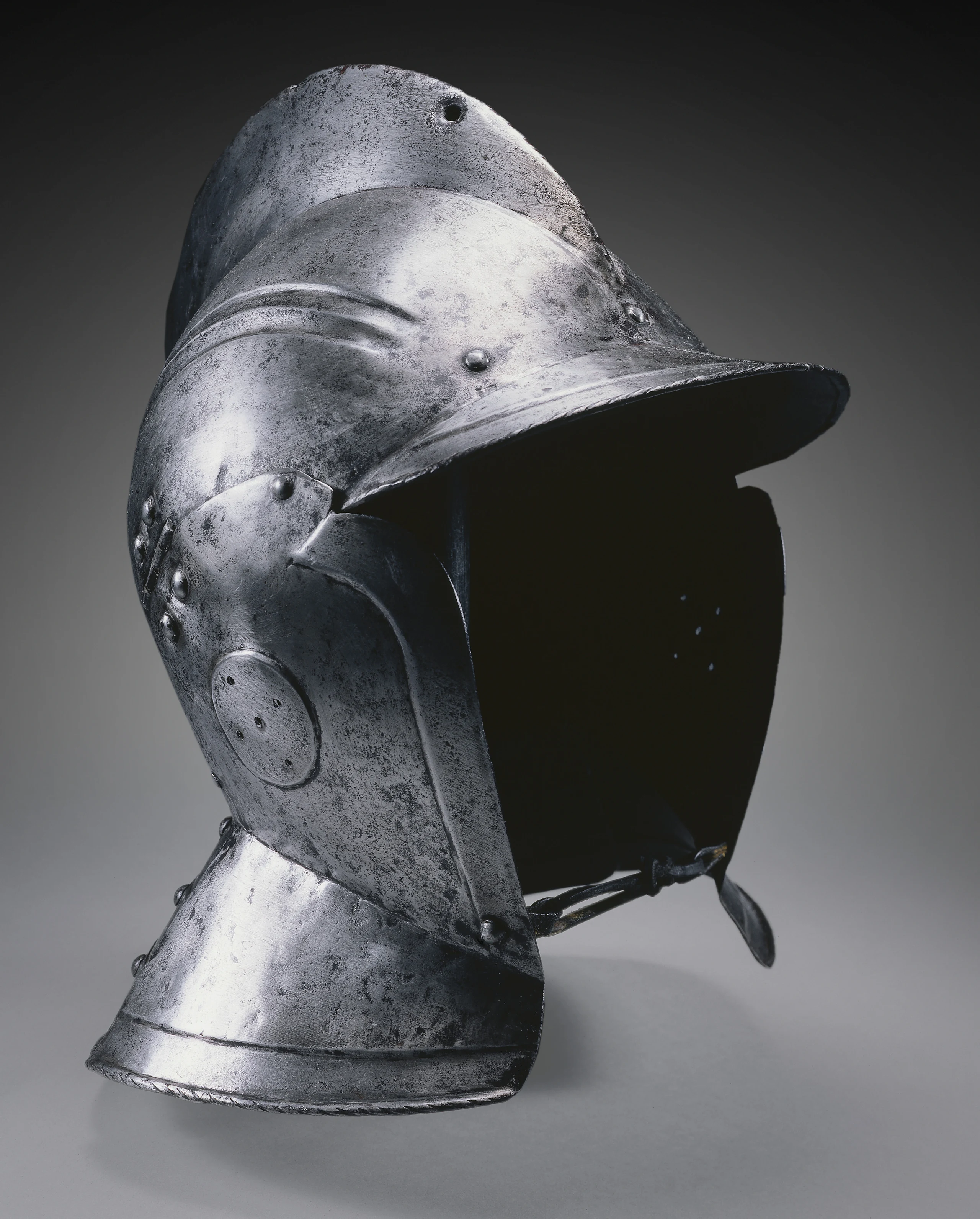 Burgonet with Hinged Cheek Pieces