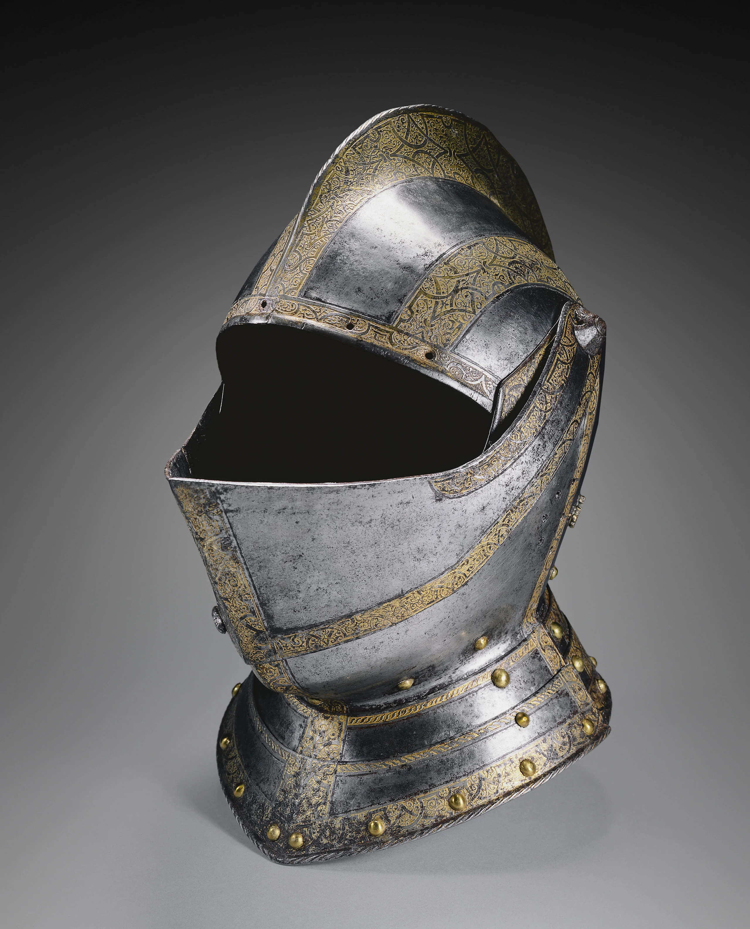 Close Helmet, from a Small Garniture, perhaps for Siegmund Friedrich, Freiherr von Herbertstein (d. 1621)