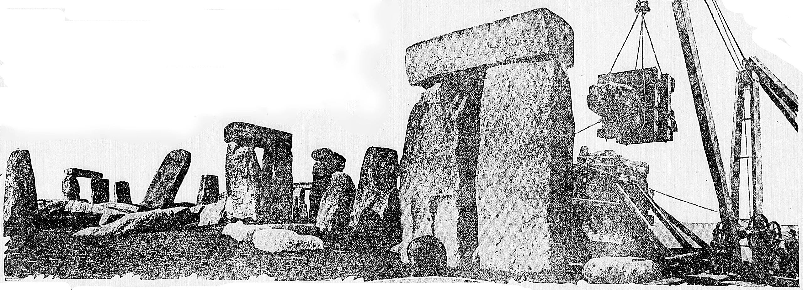 Stone Henge 1920 restoration - newspaperphoto