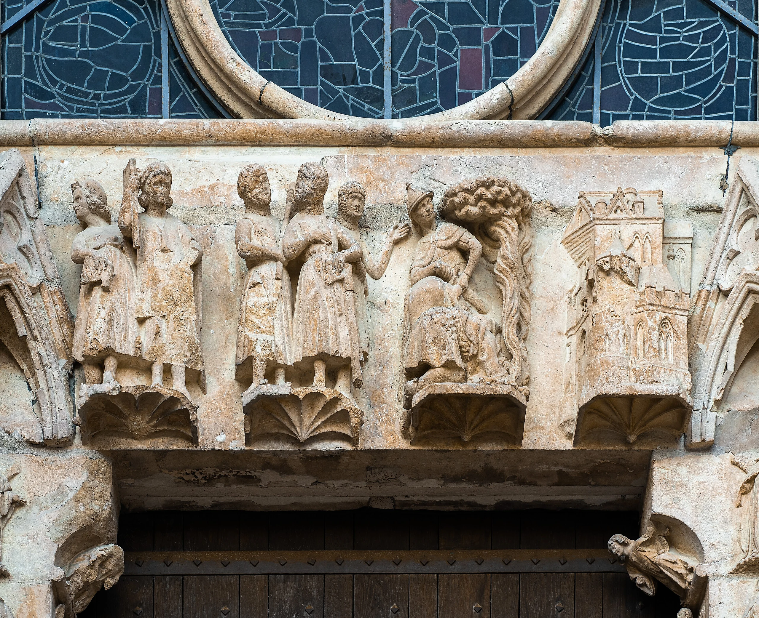 Reims, Cathédrale Notre-Dame. Façade occidentale, détail du linteau du portail de gauche. La conversion de Saül (ca.