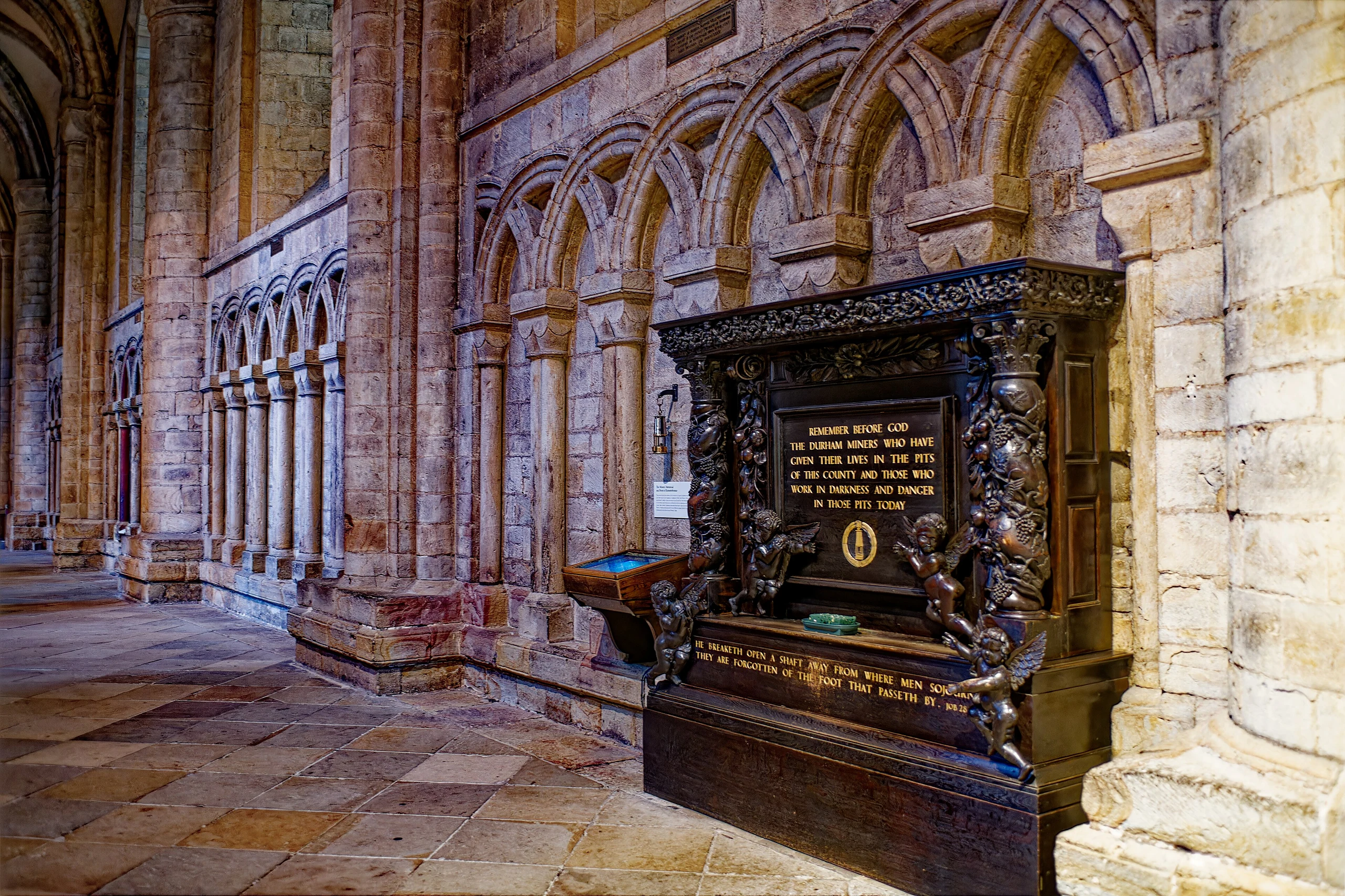 Cathedral Church of Christ, Blessed Mary the Virgin and St Cuthbert of Durham, interior