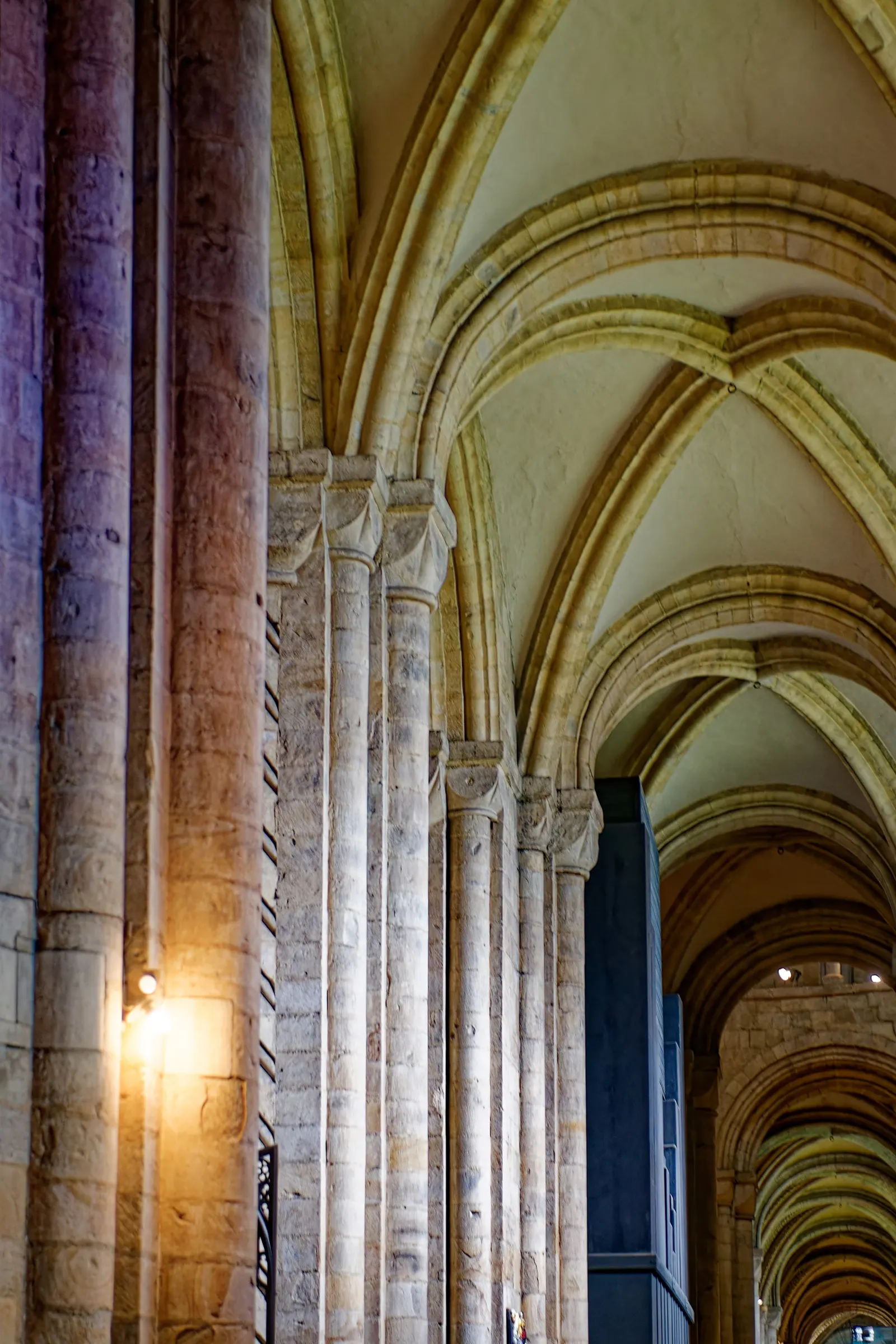 Cathedral Church of Christ, Blessed Mary the Virgin and St Cuthbert of Durham, Interior