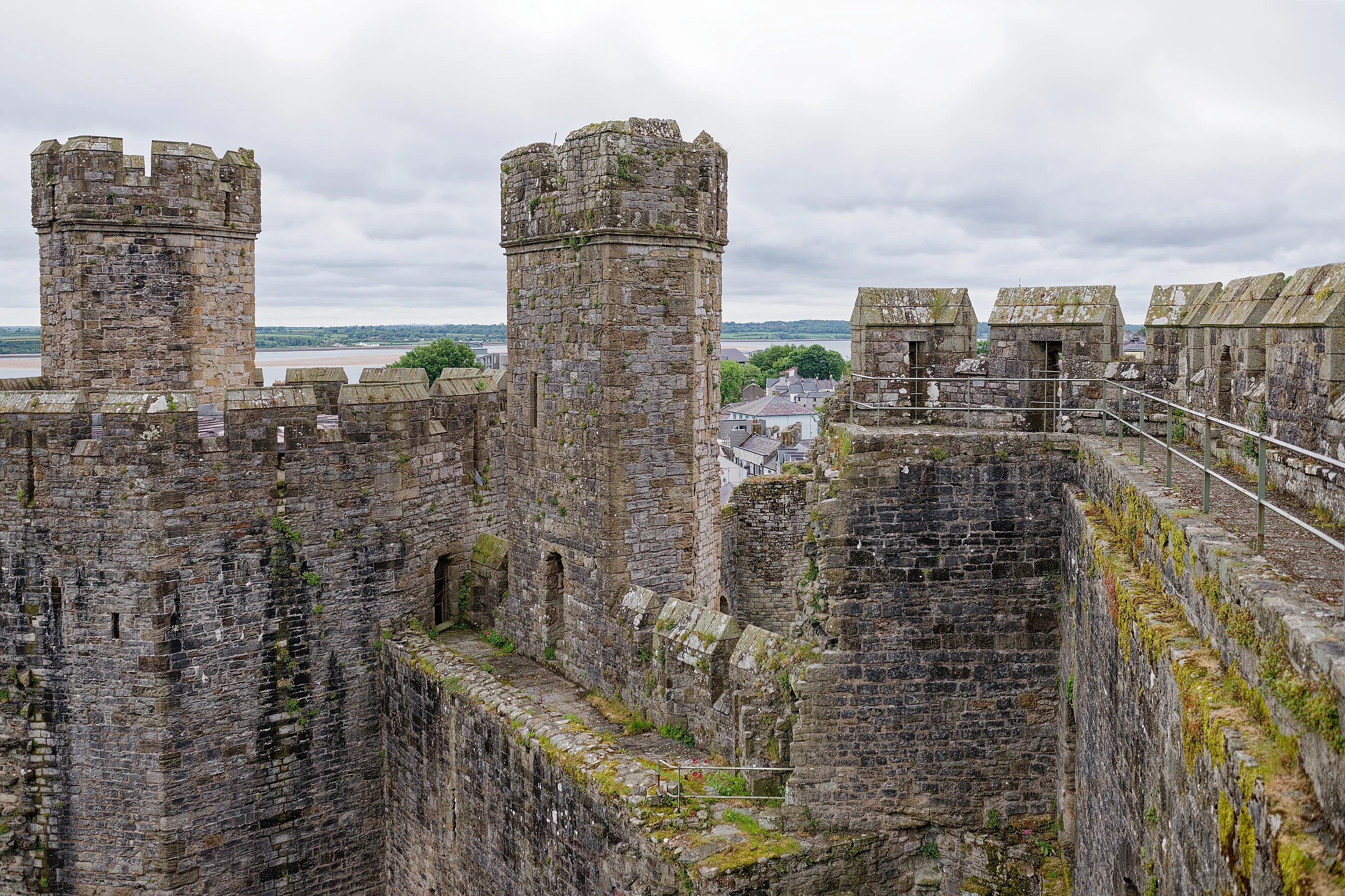 Caernarfon Castle, Queen's Gate