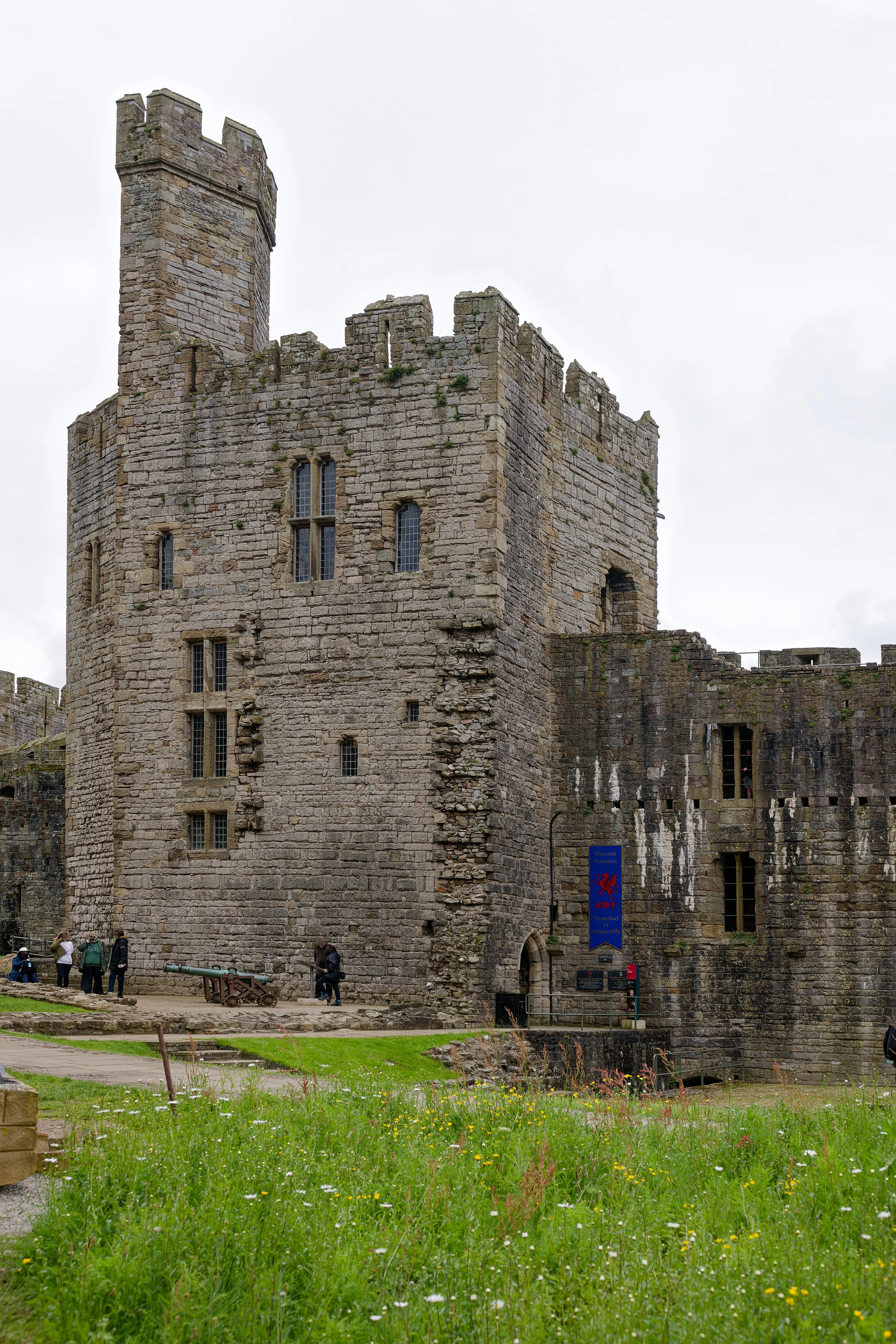 Caernarfon Castle, Chamberlain Tower