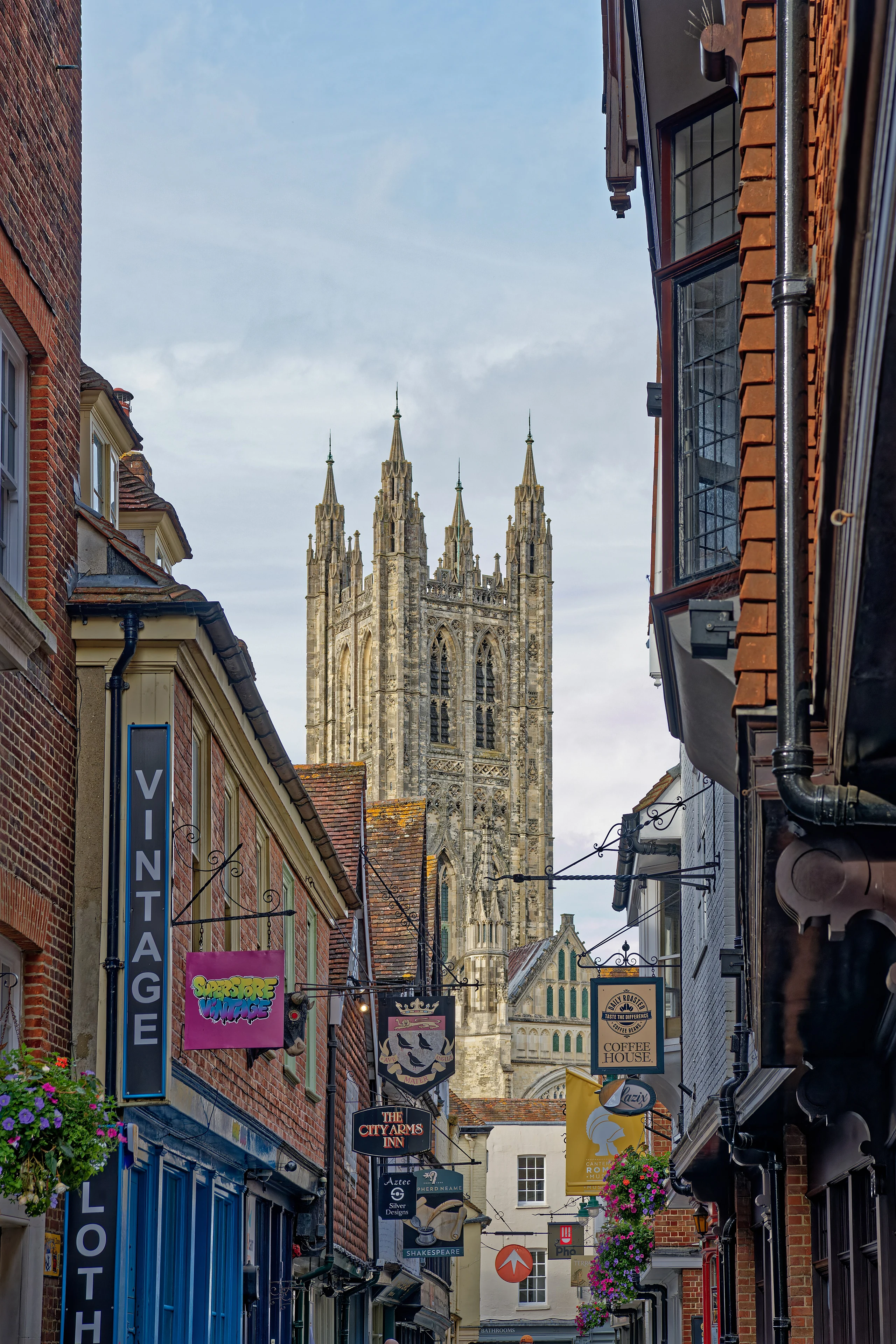 Christchurch Catherdral, seen from Butchery Lane Canterbury 1336823