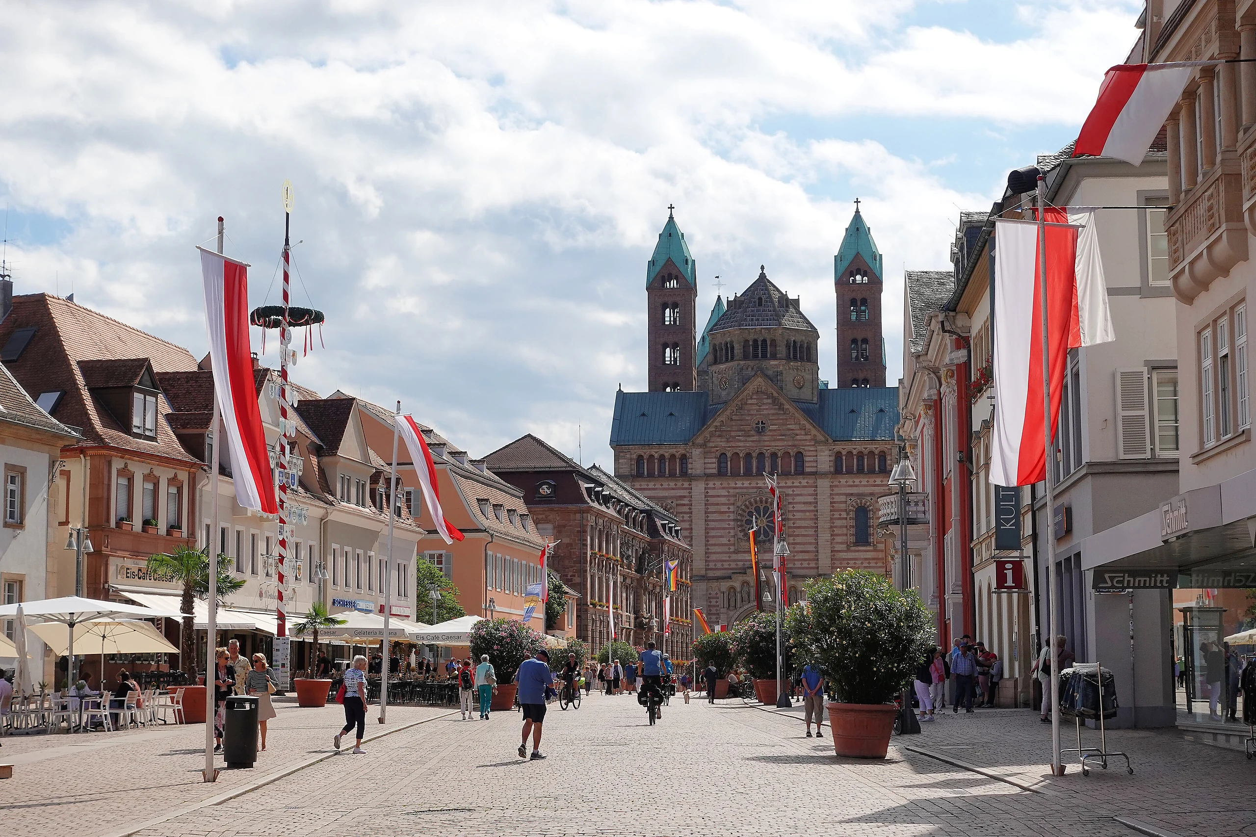 Beflaggung Speyer Brezelfest