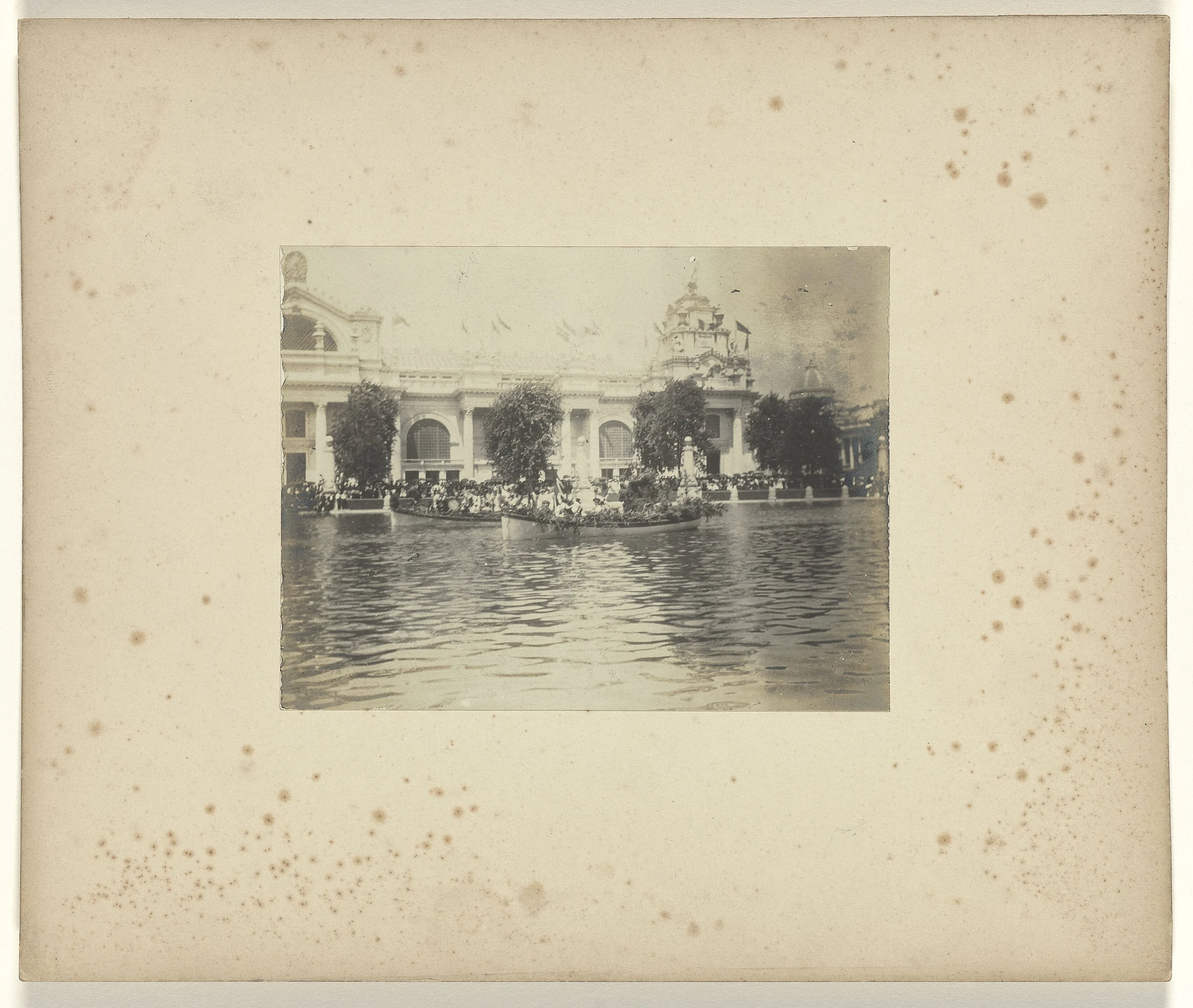 Boten met Italianen en Ieren op de wereldtentoonstelling in St. Louis (Louisiana Purchase Exposition), 1904Objecttype